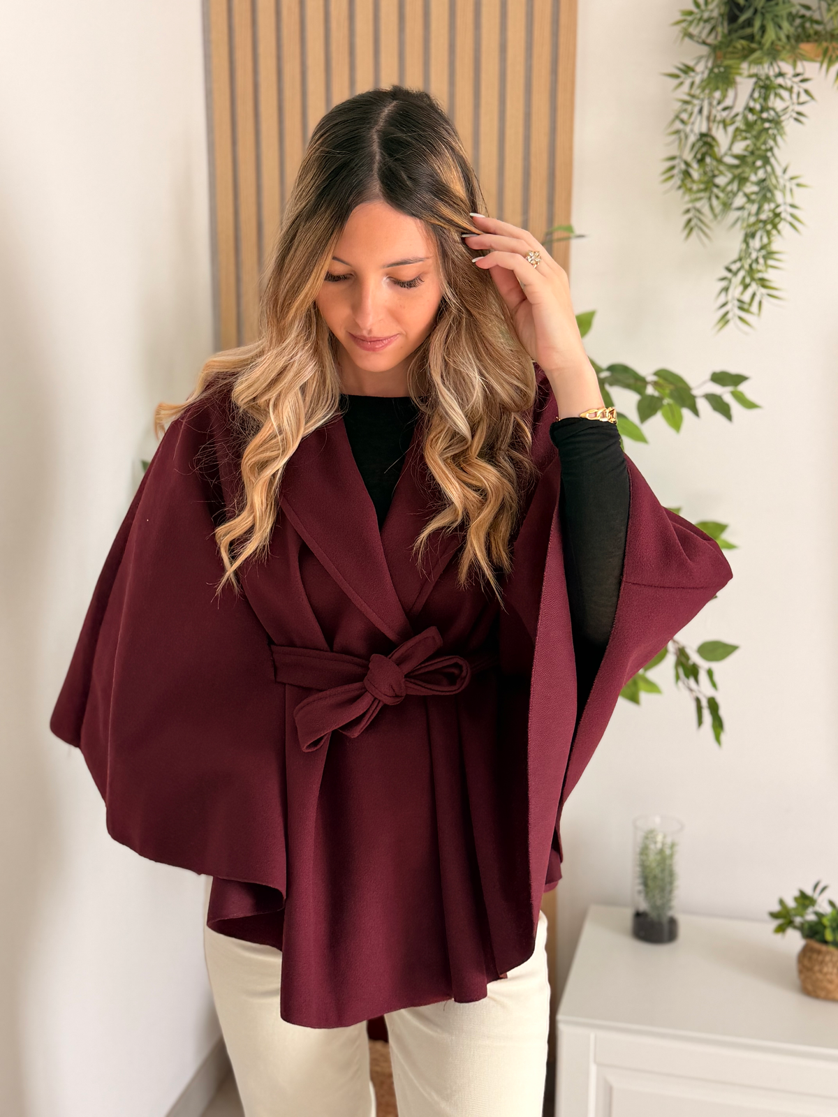 🍷 Poncho MIA – Bordeaux