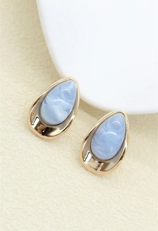 BOUCLE D'OREILLE GOUTTE BLEU CLAIR