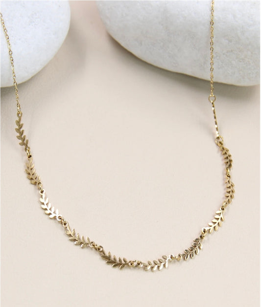 COLLIER SHYNE