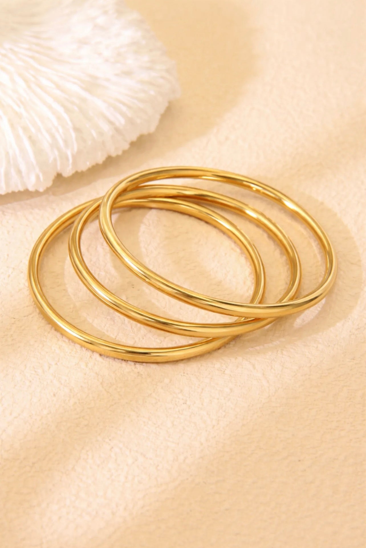 LOT BRACELET DORE